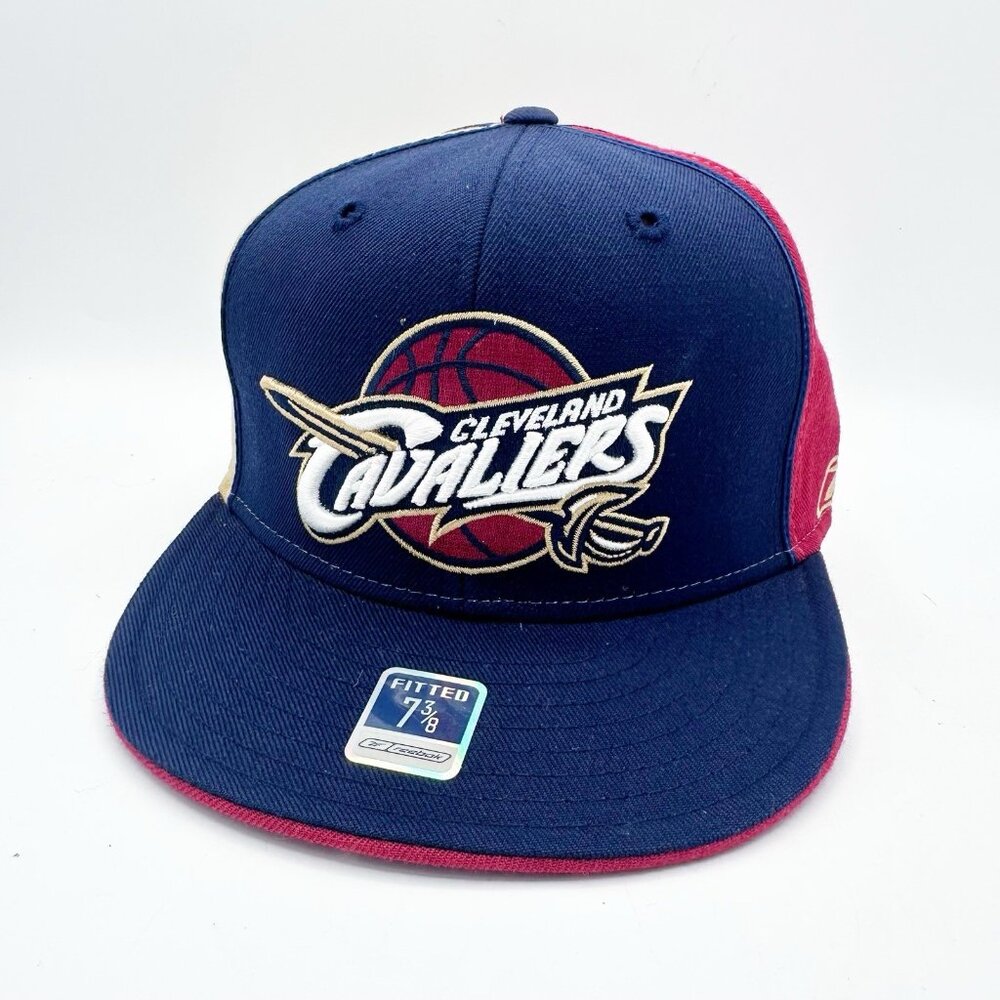 VTG Reebok Cleveland Cavaliers NBA Fitted Hat Tri Color Y2K 7 3/8 NEW 100% Wool
